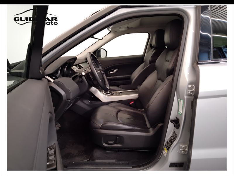 GuidiCar - LAND ROVER Range Rover Evoque 2019 Evoque 2.0 td4 SE 150cv 5p auto my19 Usato
